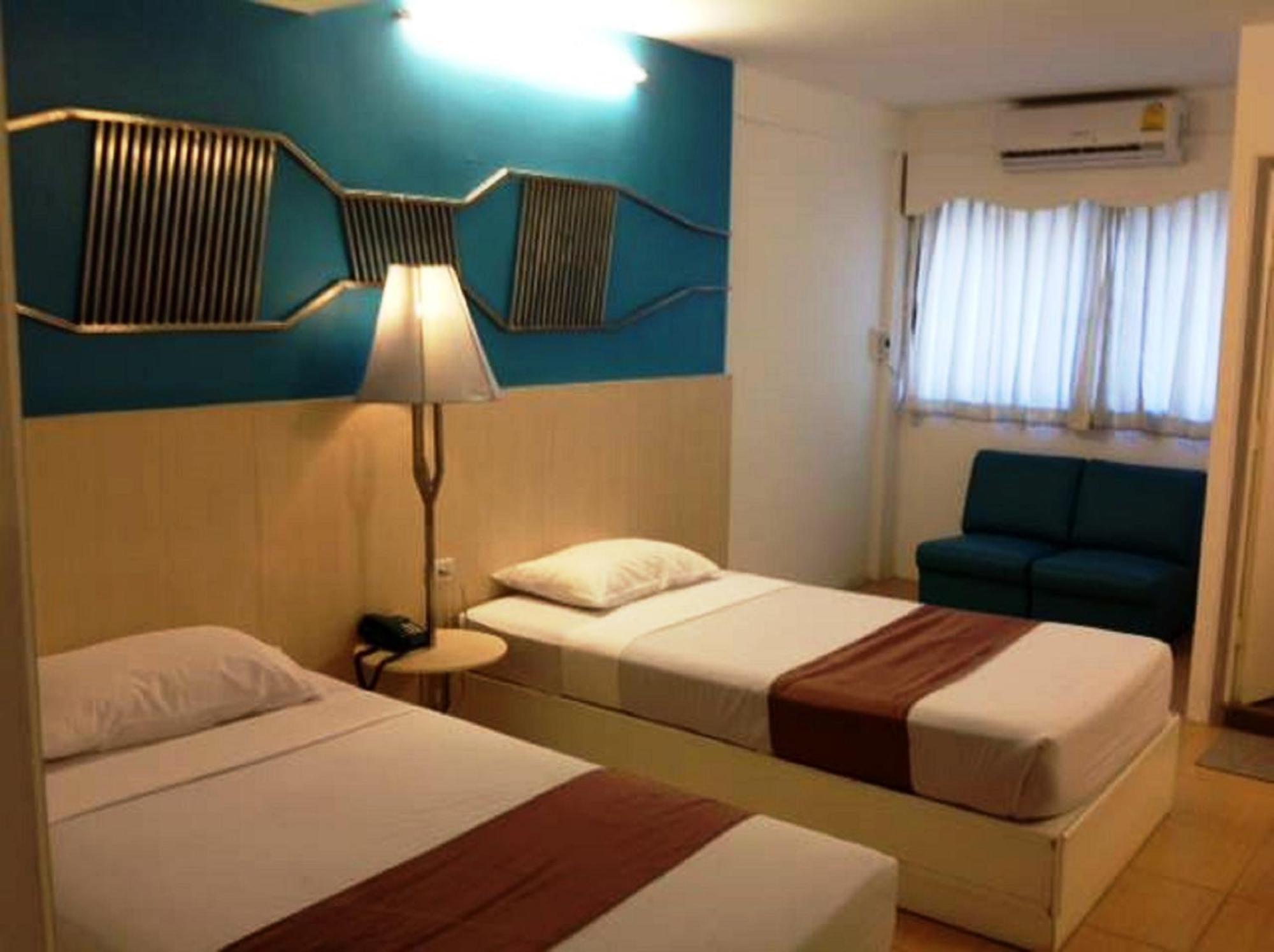 Highway Hotel Chiang Mai Exterior foto
